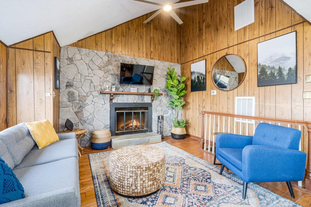 Amazing Views, Hot Tub, Fire Pit, Deck & Fireplace Inwood Exterior foto